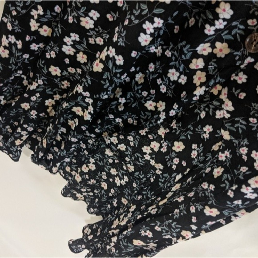 Umgee Flutter Sleeve Button Front Ruffle Hi-Lo Hem - image 5